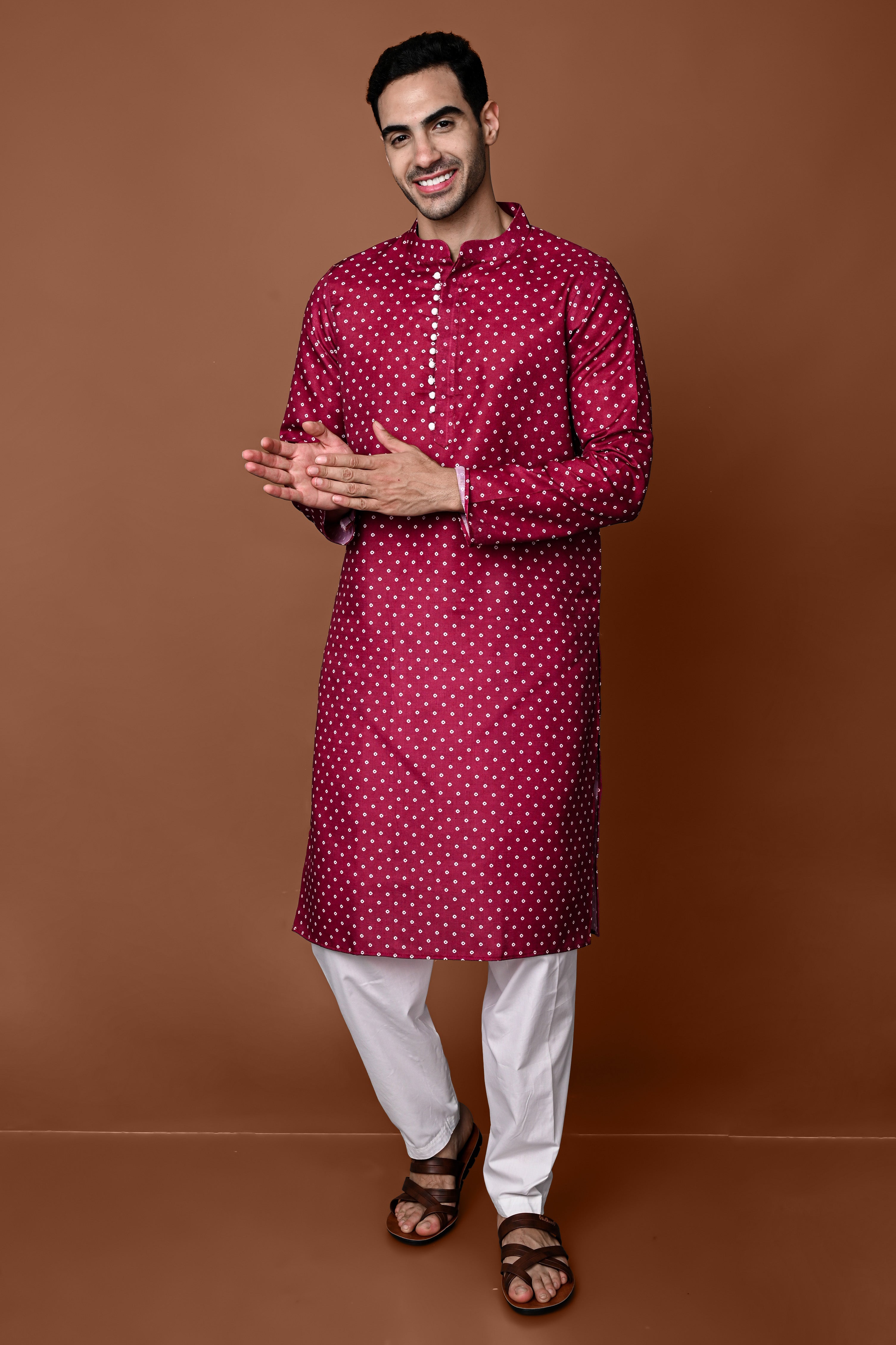 Wine Bandhani Print Cotton Blend Mens Kurta And Pajama Set Vesham Retails