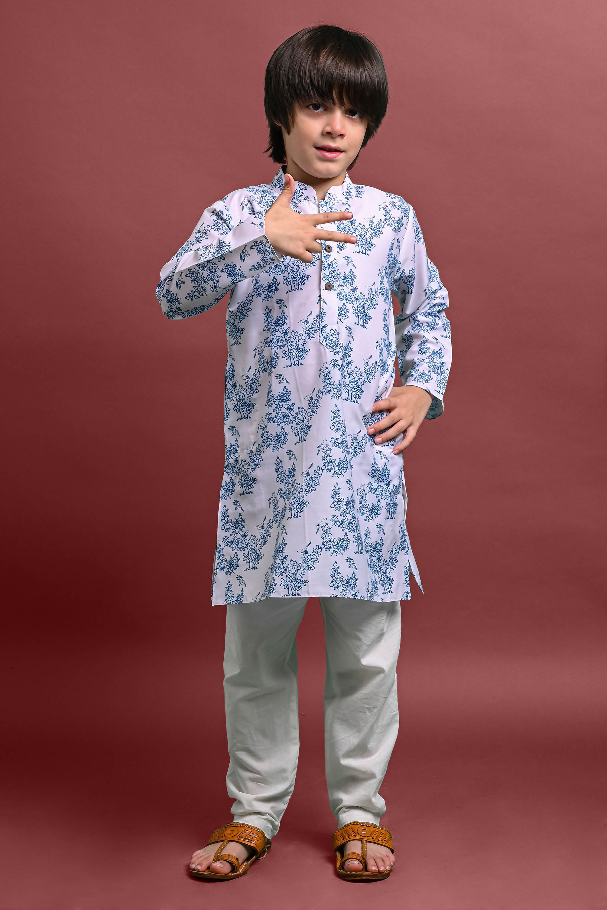 White Printed Kurta With Pajama Set For Boys Vesham Retails