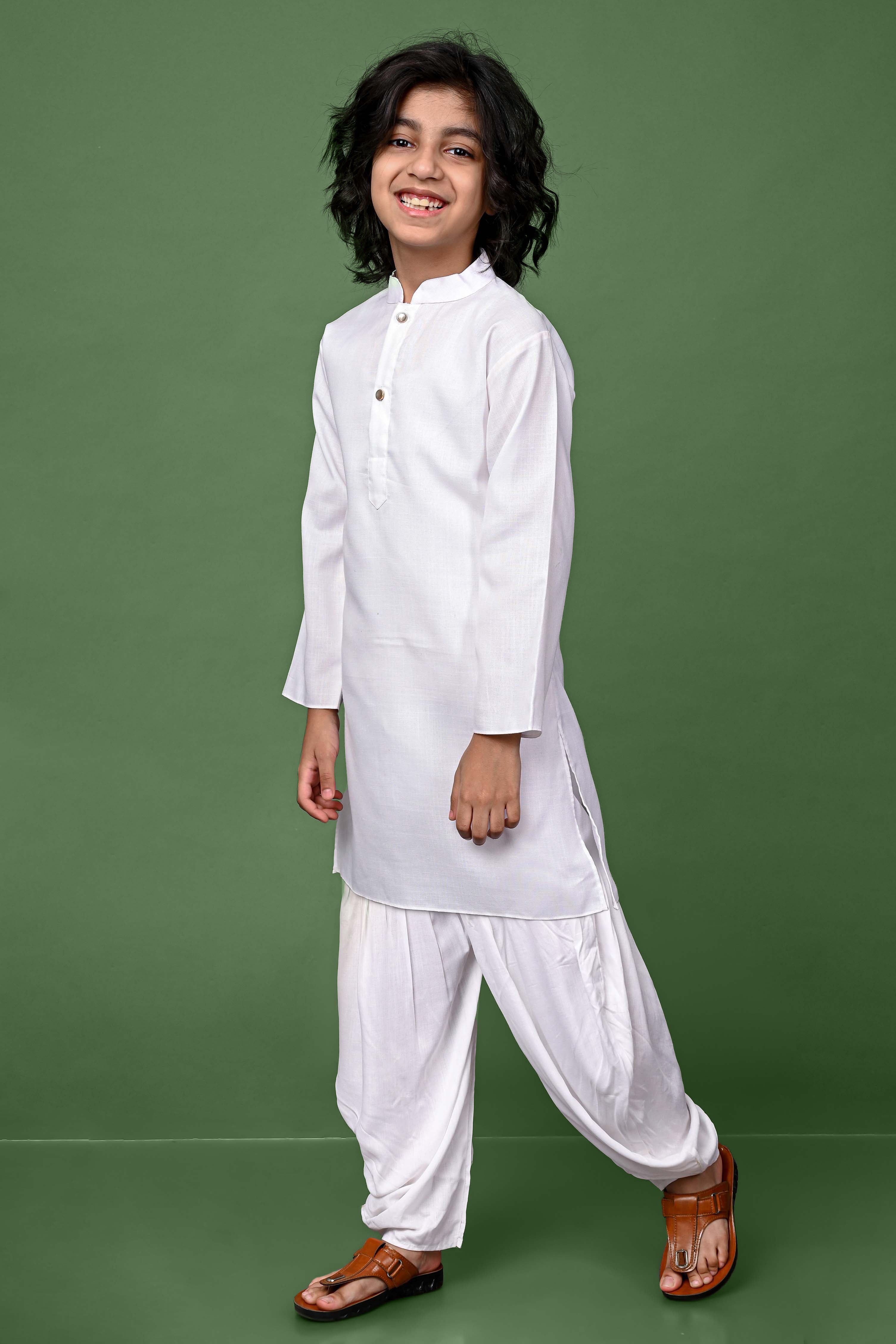 Cotton Blend White Kurta With Dhoti Set Vesham Retails