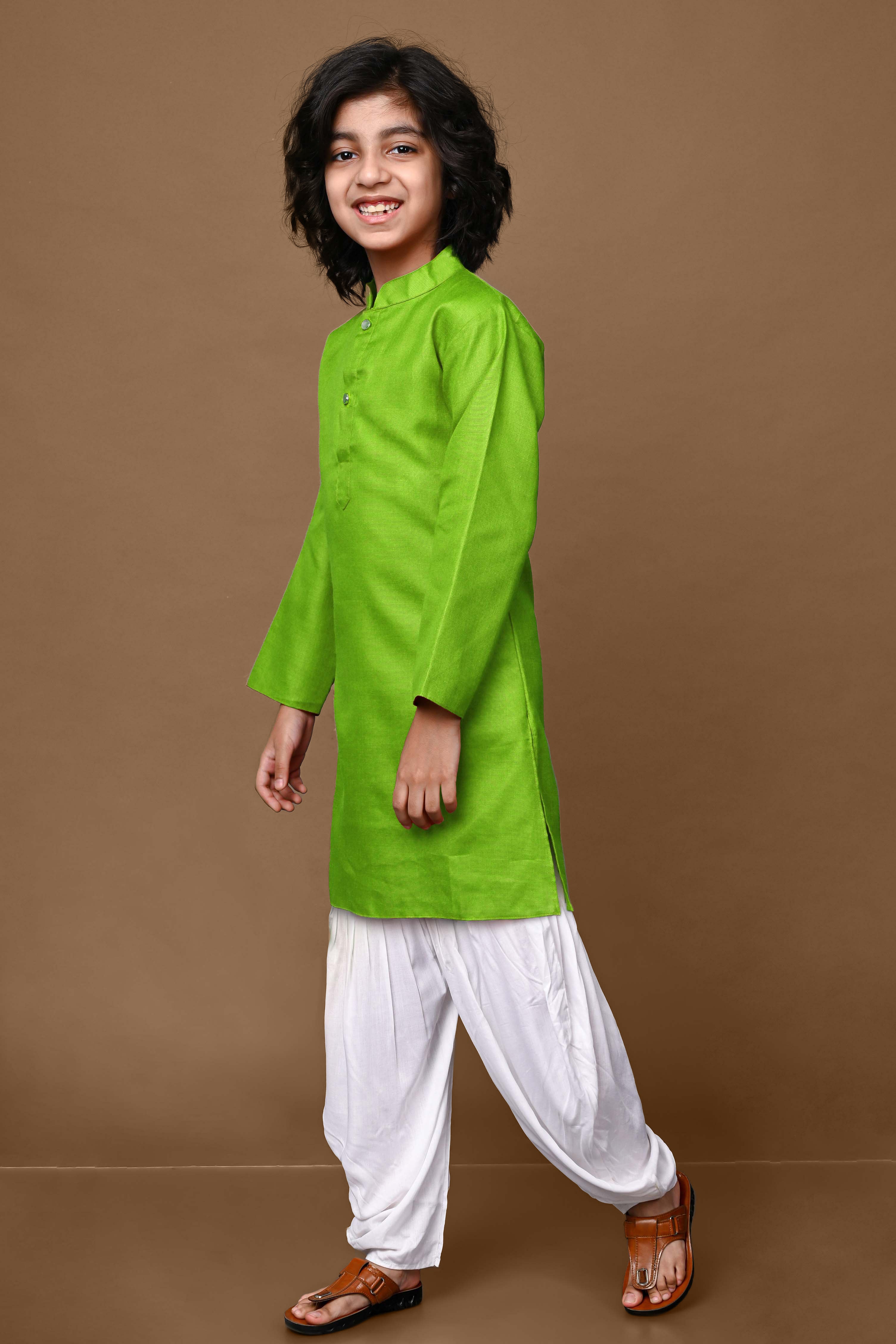 Cotton Blend Light Green Kurta With Pajama Set Vesham Retails